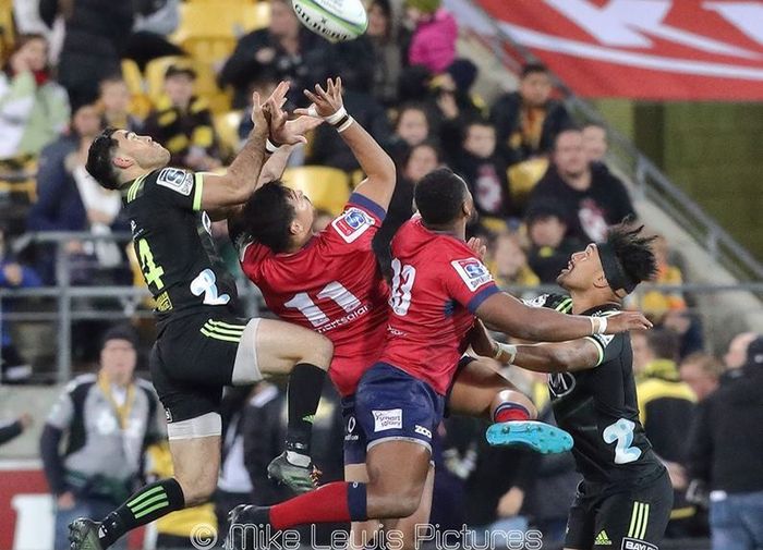 Aisle be back: Hurricanes v Highlanders